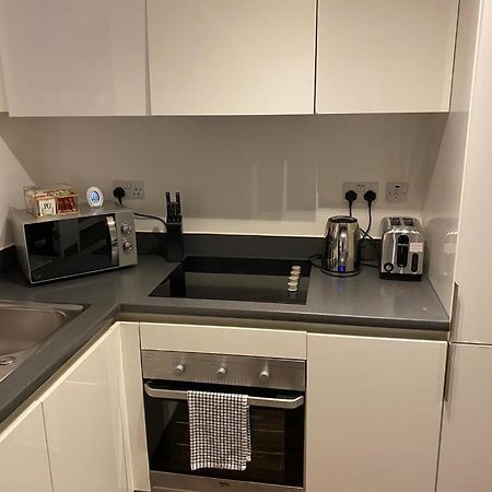 Spacious 1 Bed Relocation Apartment Free Parking, Brierley Hill Eksteriør bilde