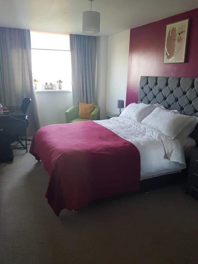 Spacious 1 Bed Relocation Apartment Free Parking, Brierley Hill Eksteriør bilde