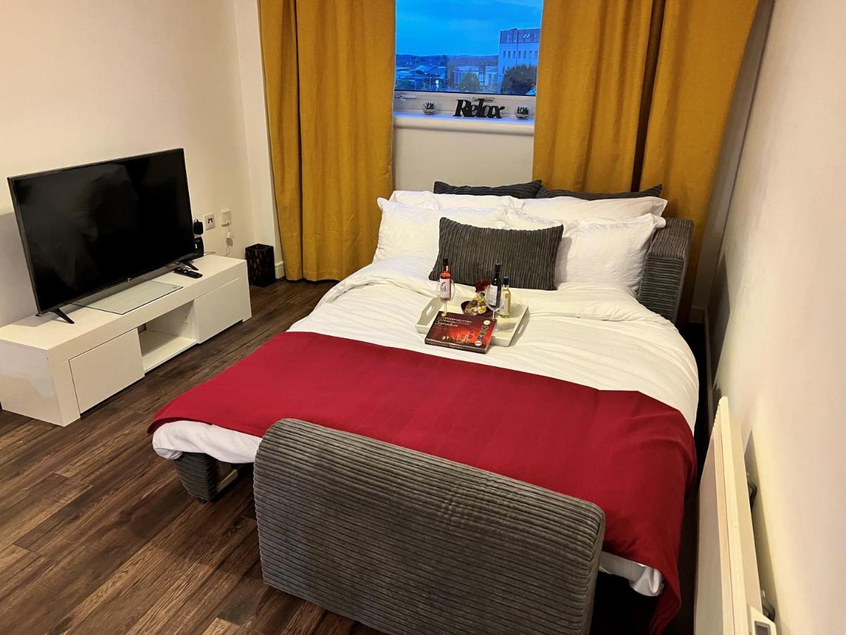 Spacious 1 Bed Relocation Apartment Free Parking, Brierley Hill Eksteriør bilde