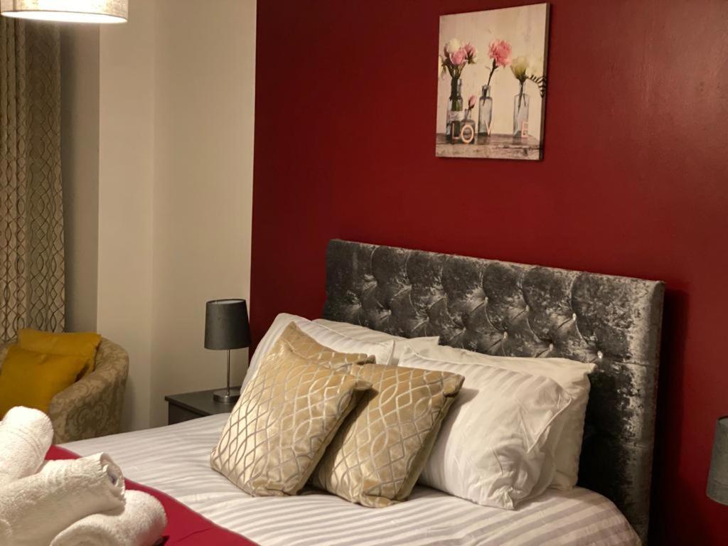 Spacious 1 Bed Relocation Apartment Free Parking, Brierley Hill Eksteriør bilde